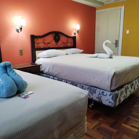 Isabela Hotel Suite Ла-Пас Экстерьер фото