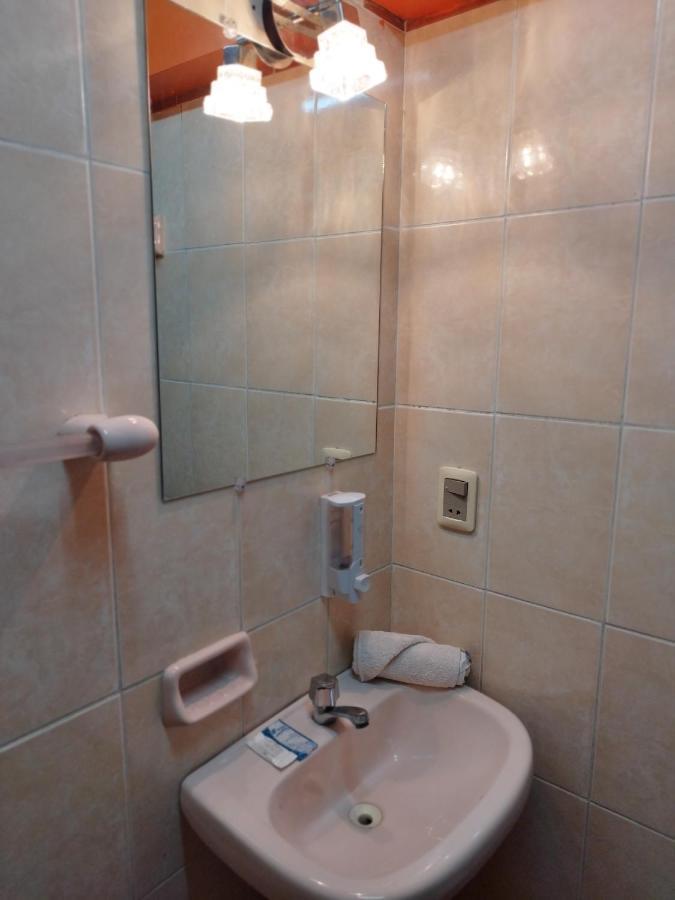 Isabela Hotel Suite Ла-Пас Экстерьер фото