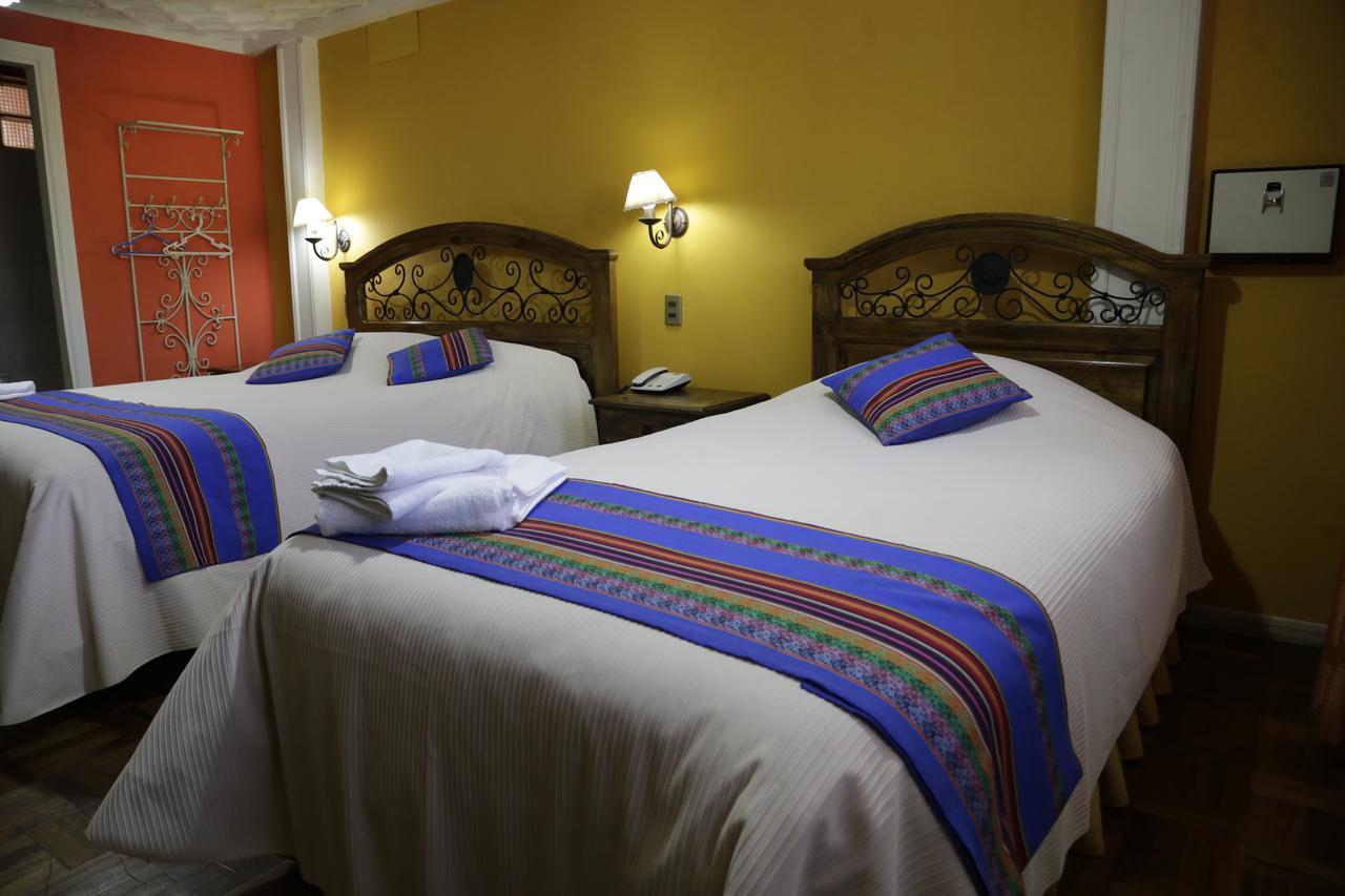Isabela Hotel Suite Ла-Пас Экстерьер фото