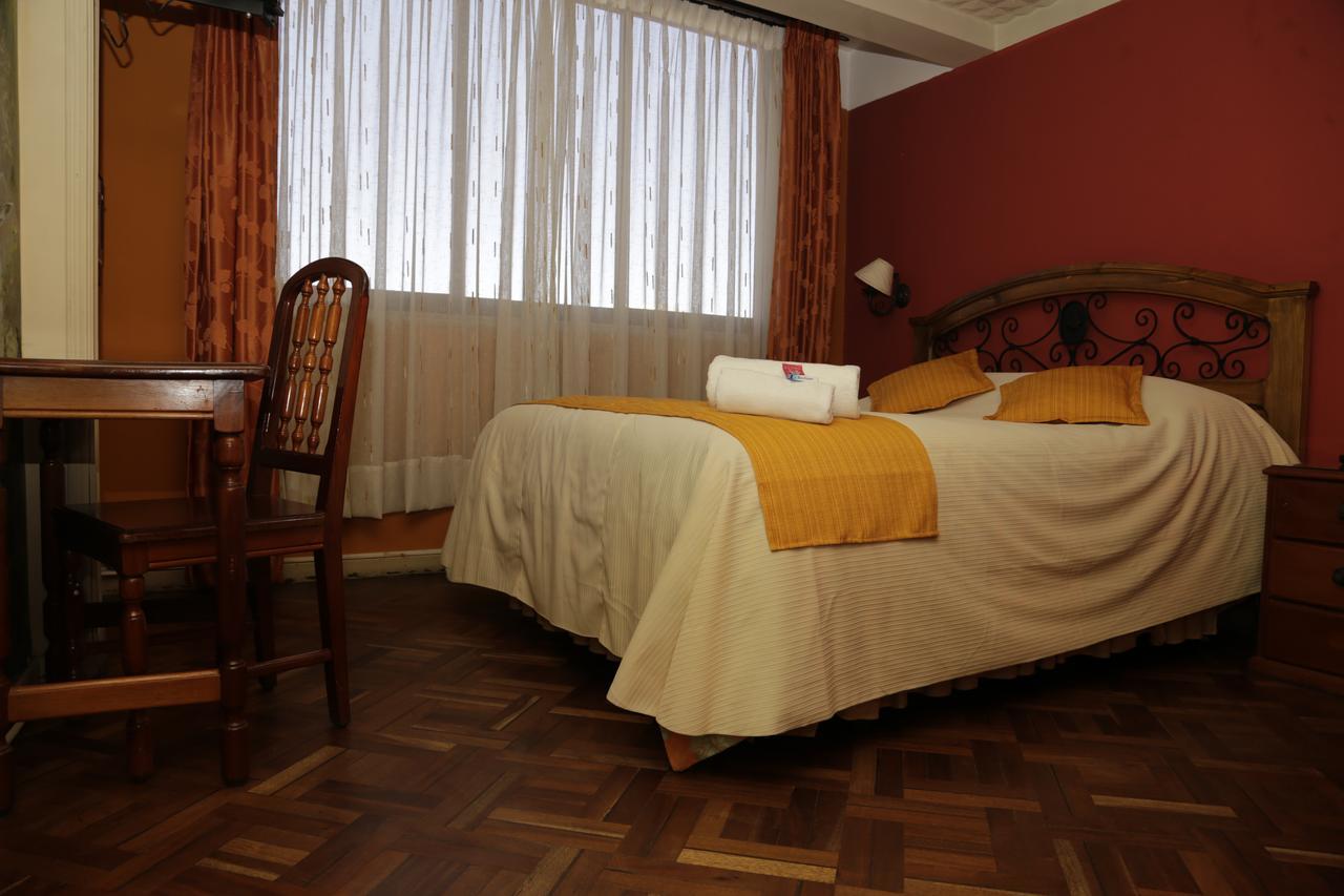 Isabela Hotel Suite Ла-Пас Экстерьер фото