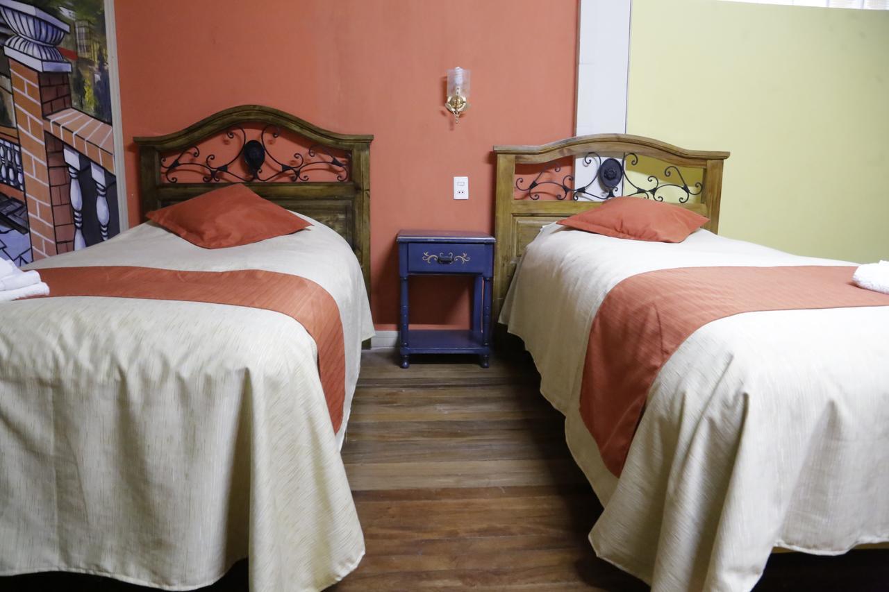 Isabela Hotel Suite Ла-Пас Экстерьер фото